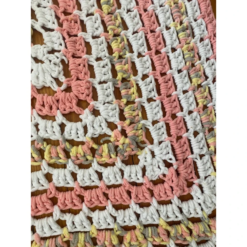 Handmade‎ Crochet  Blanket peach  Granny Square Afghan boho 56x56